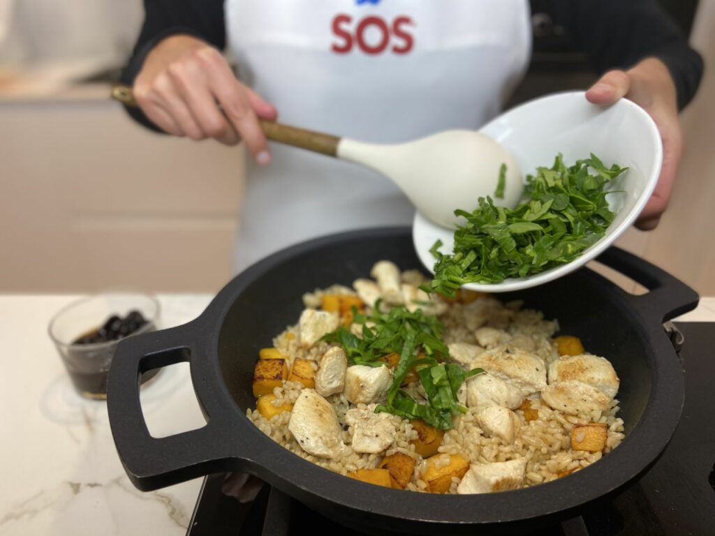 Receta de arroz con pollo, calabazas y espinacas