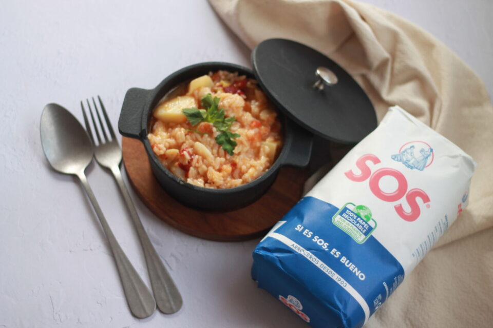 Cocer el arroz y servir