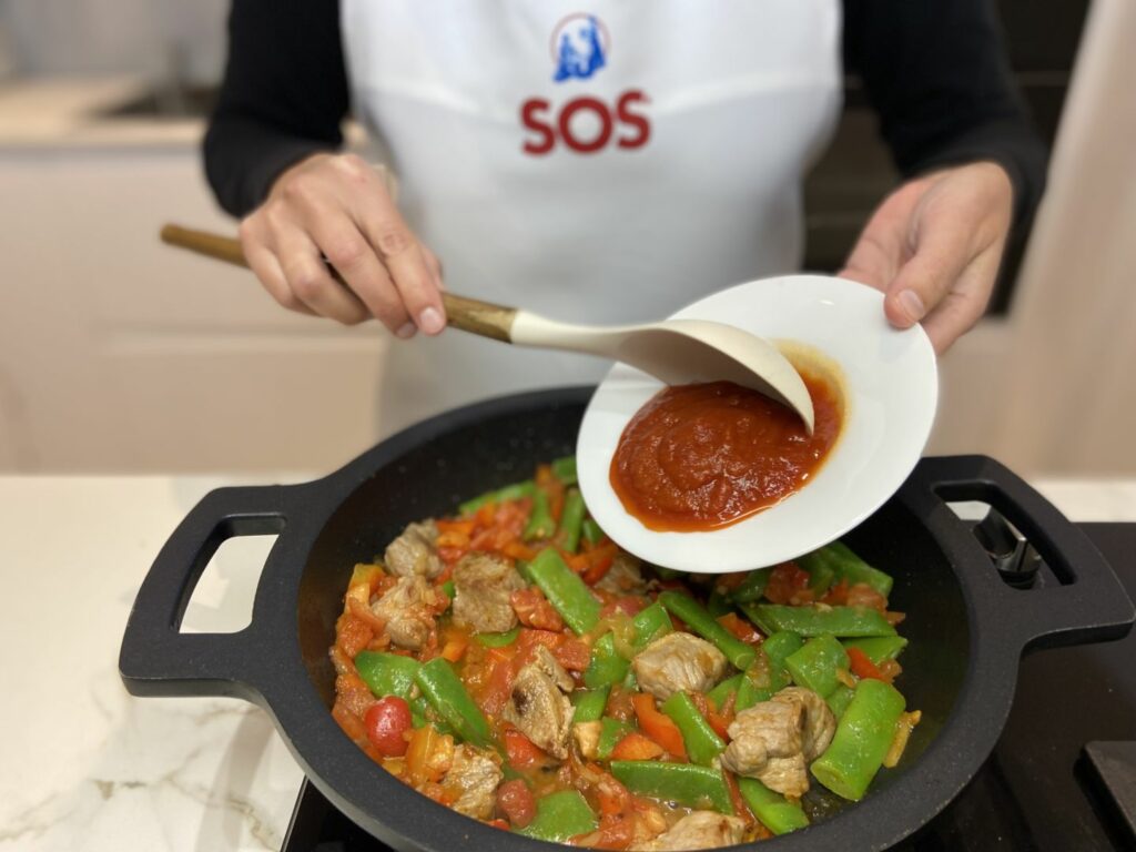 Refrito con carne para arroz