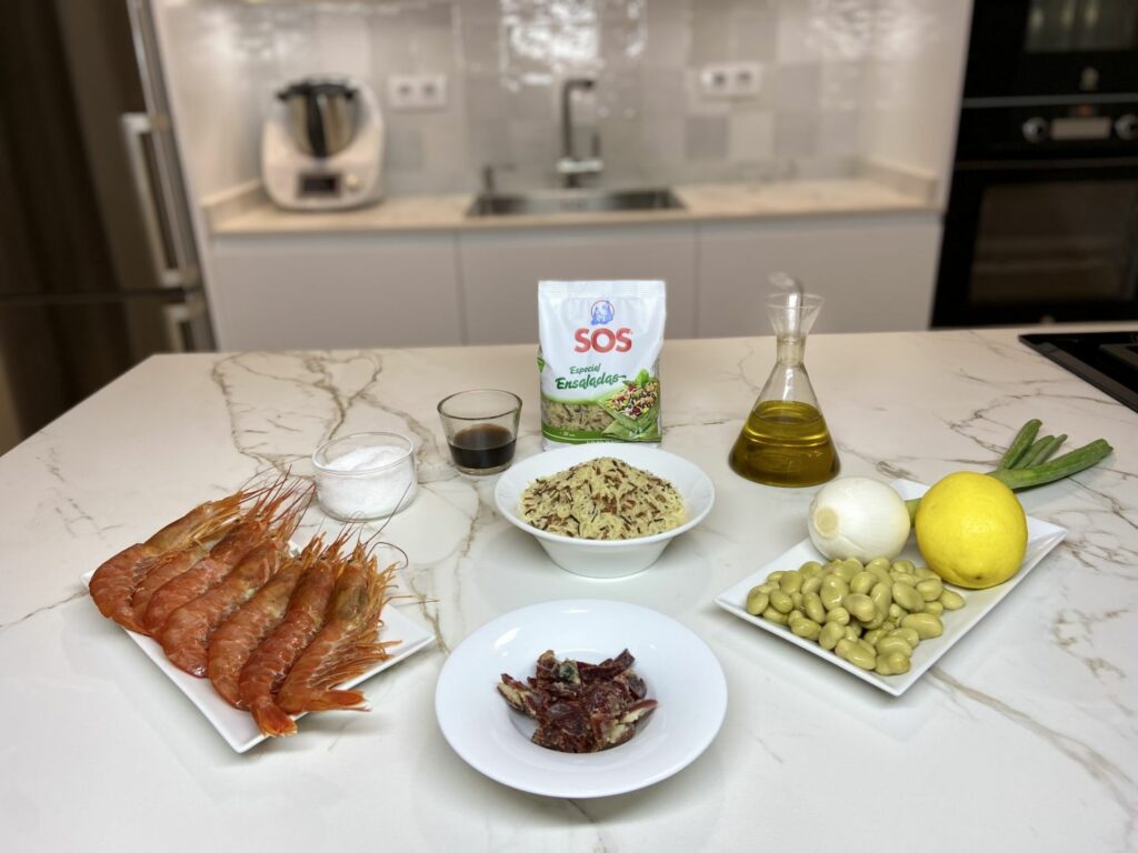 Ingredientes Ensalada de arroz con gambones, habitas y jamón