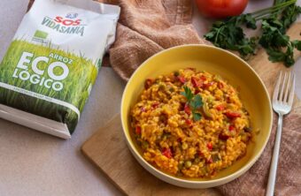 Arroz blanco con verduras