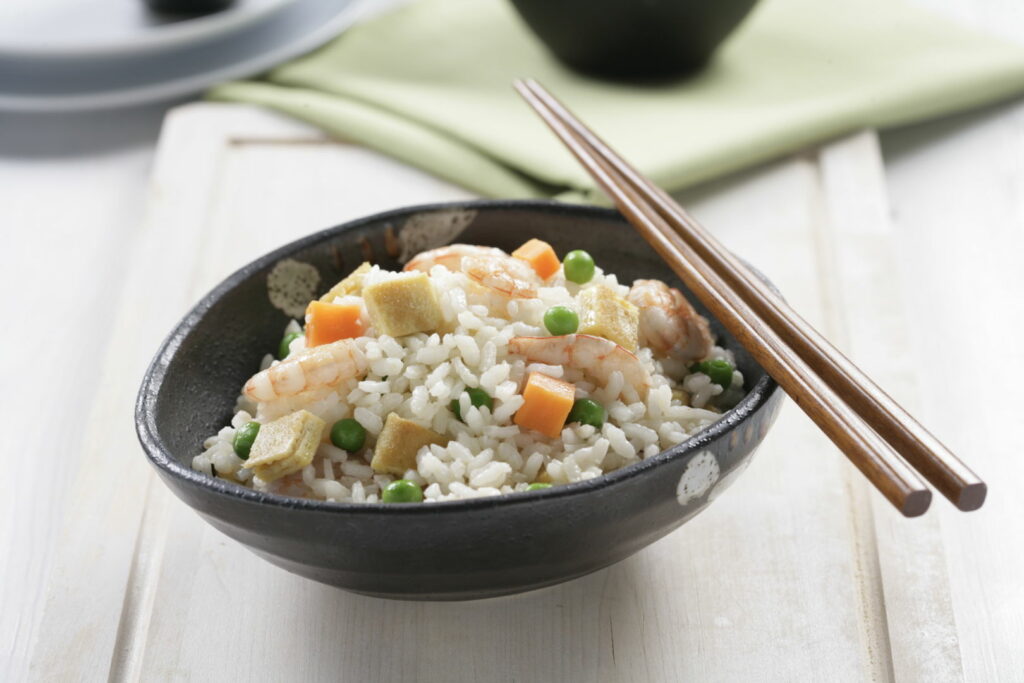 Arroz tres delicias con gambas