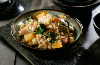 Arroz integral con quinoa, calabaza y kombu