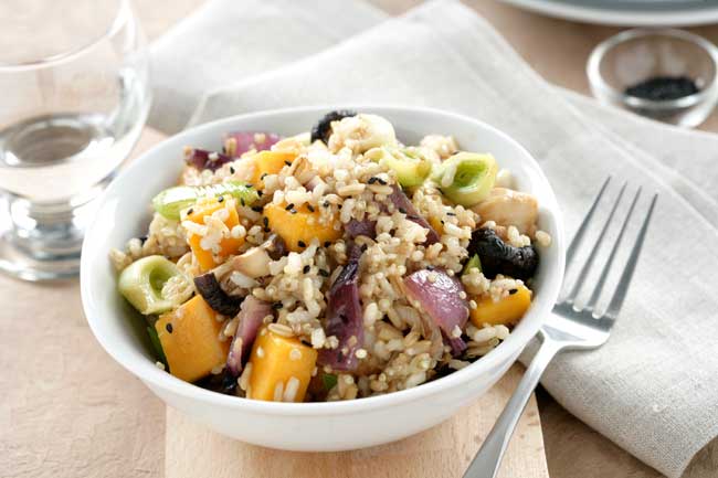 Foto de Salteado de arroz integral con quinoa, calabaza y pollo