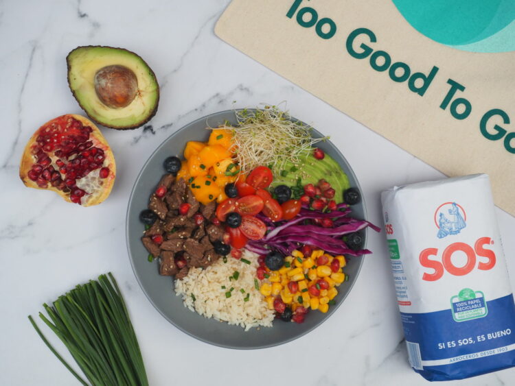 Foto de Buddha Bowl de ternera y fruta de temporada