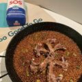 Arroz con chuletitas de cordero y espárragos trigueros