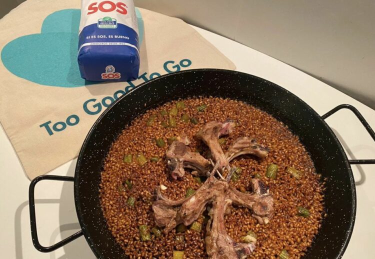 Foto de Arroz con chuletitas de cordero y trigueros