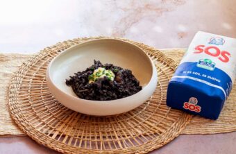 Receta de Arroz negro con calamares y gambas