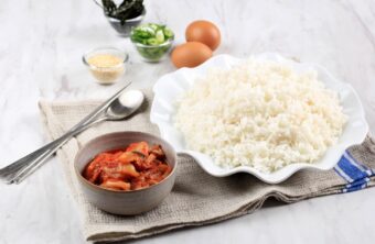 ¿Con qué acompañar el arroz blanco?