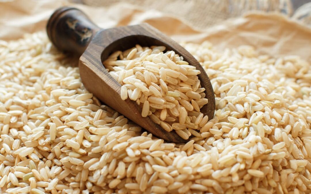 Cómo cocer arroz integral: consejos y beneficios￼