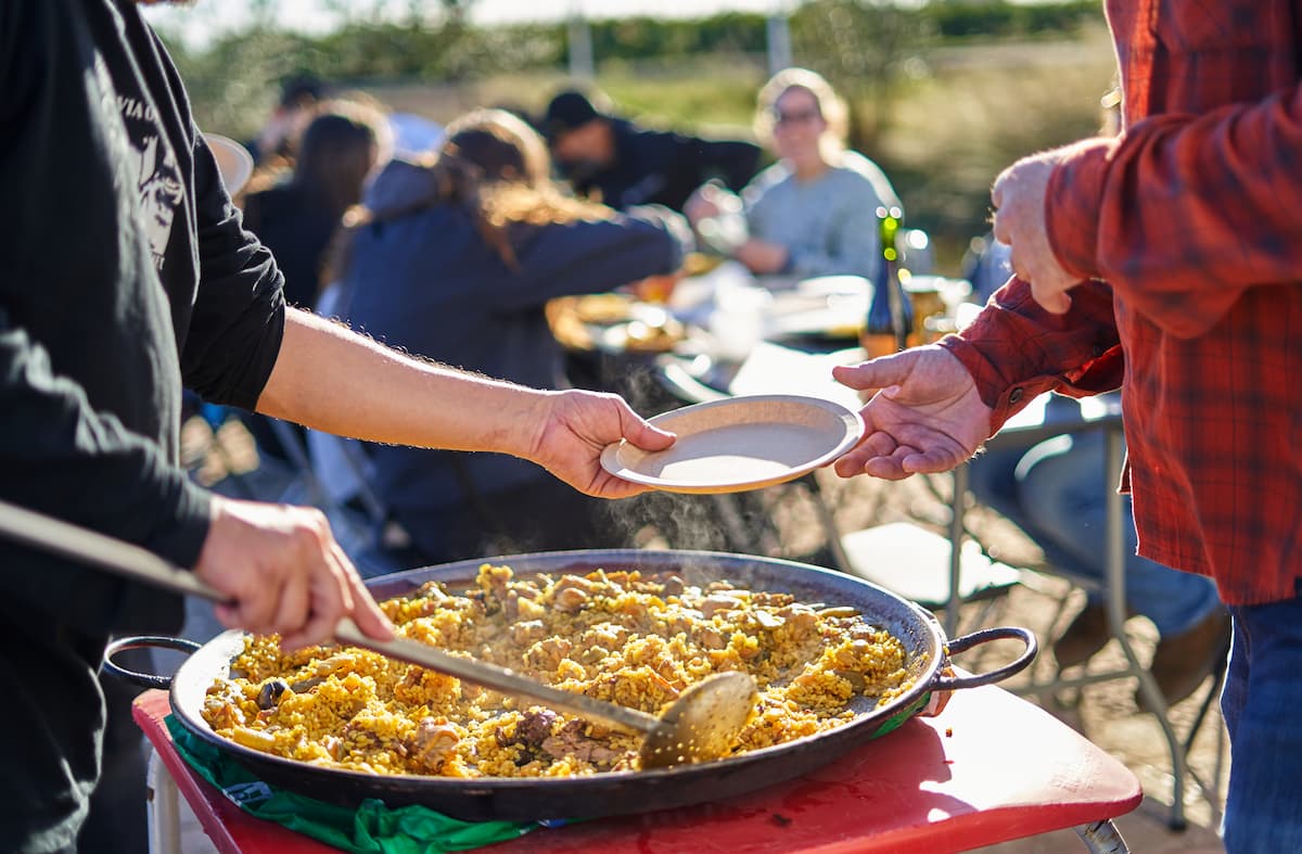 La cuna de la paella: Valencia y su influencia