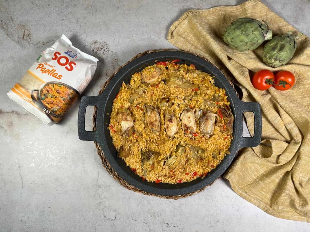 Receta arroz con alitas de pollo. Paso 3: Deja cocinar durante 18 minutos