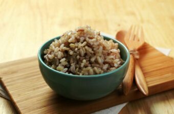 Calorías del arroz integral cocido: información nutricional y beneficios para la salud