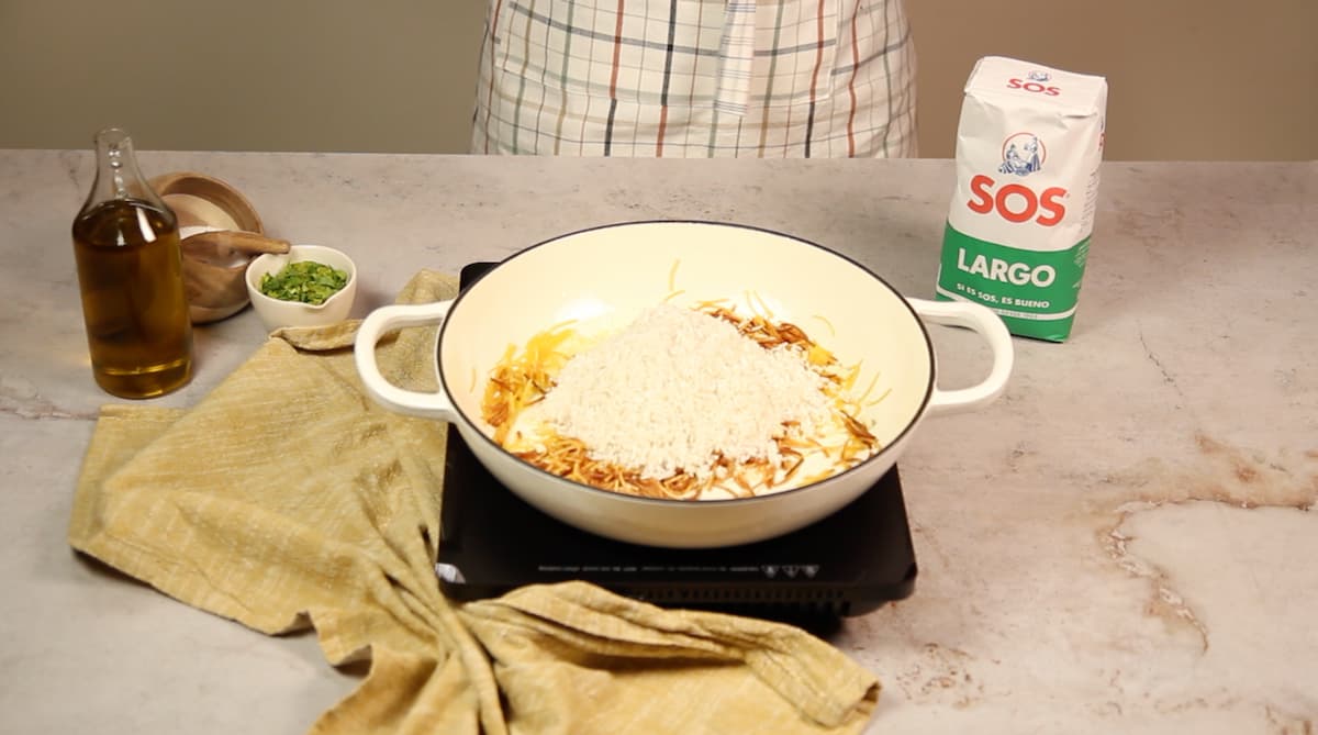 Arroz con fideos: Una deliciosa combinación de sabores y texturas