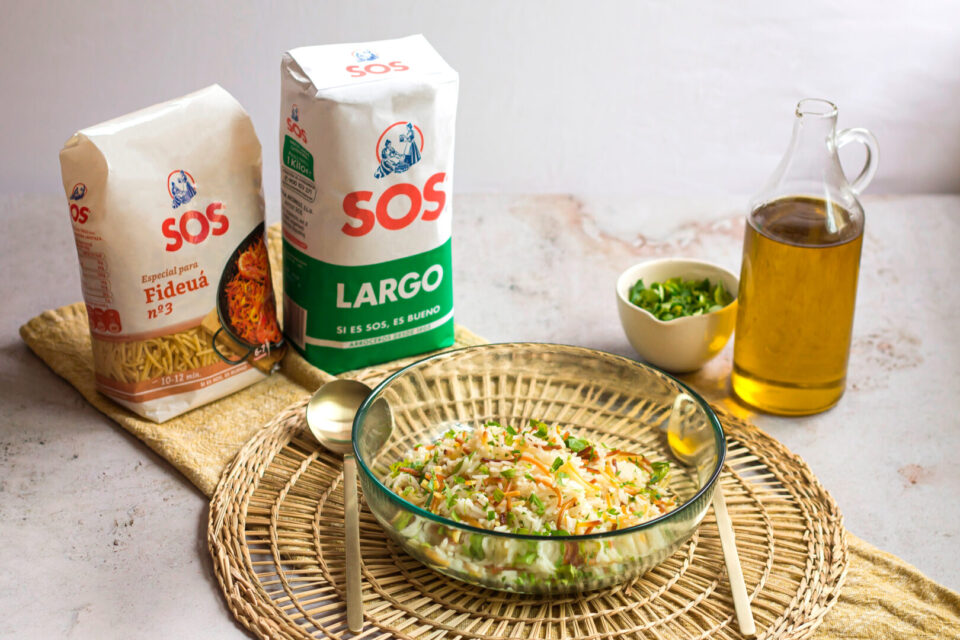 Arroz con fideos: Una deliciosa combinación de sabores y texturas