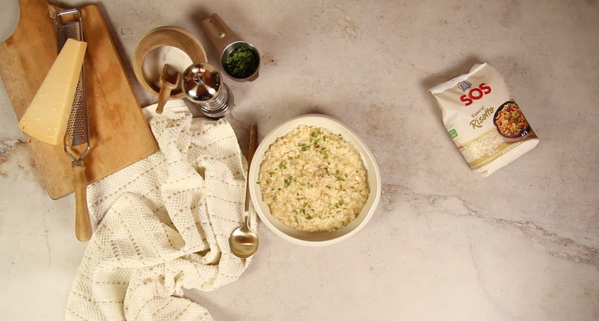 Risotto con Arroz Bomba: Receta Exquisita y Cremosa para Disfrutar en Casa
