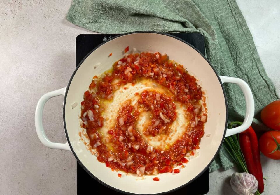 Cortar carne hacer sofrito