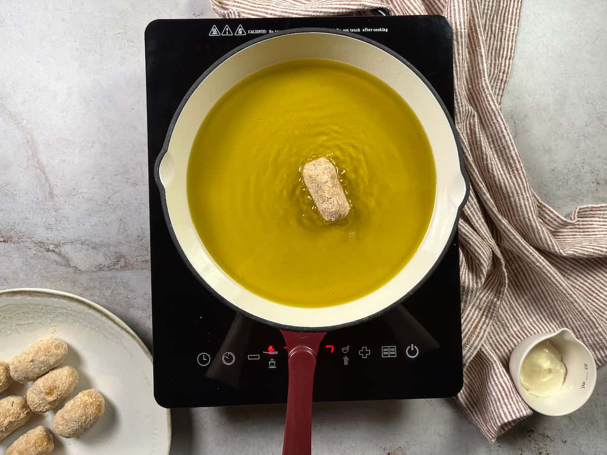 Receta deliciosa de croquetas de paella: una fusión de sabores mediterráneos