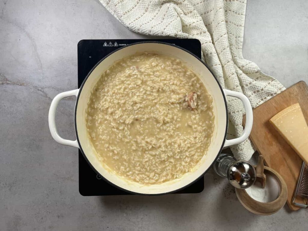 Risotto con Arroz Bomba. Paso 6: agregar mantequilla