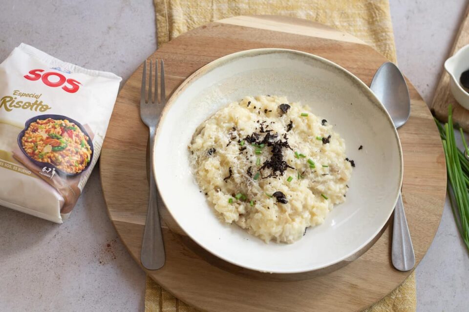 Risotto con trufa cremoso y aromático