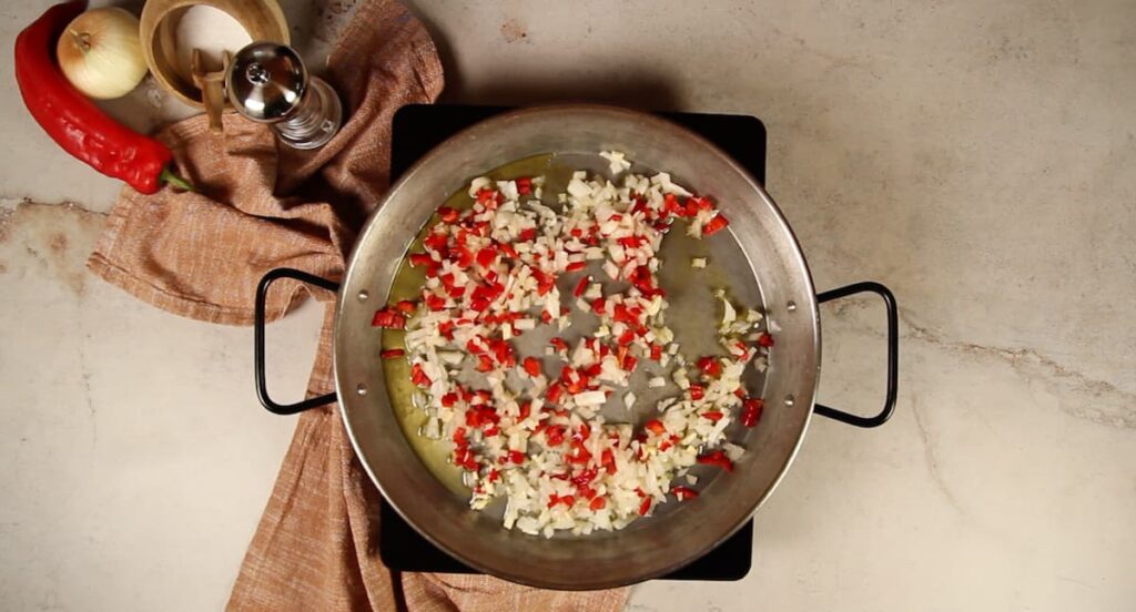 Hacer el sofrito