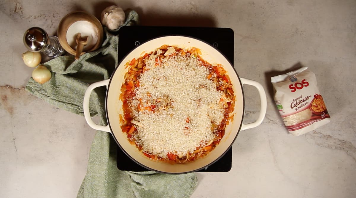Receta de arroz con sobras de pollo asado: sabor incomparable y sustentable