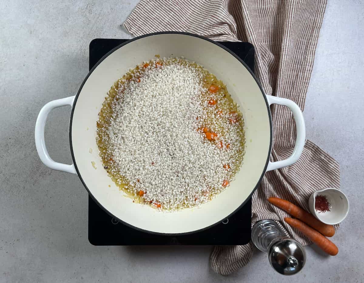 Arroz con azafrán: una receta aromática y sabrosa
