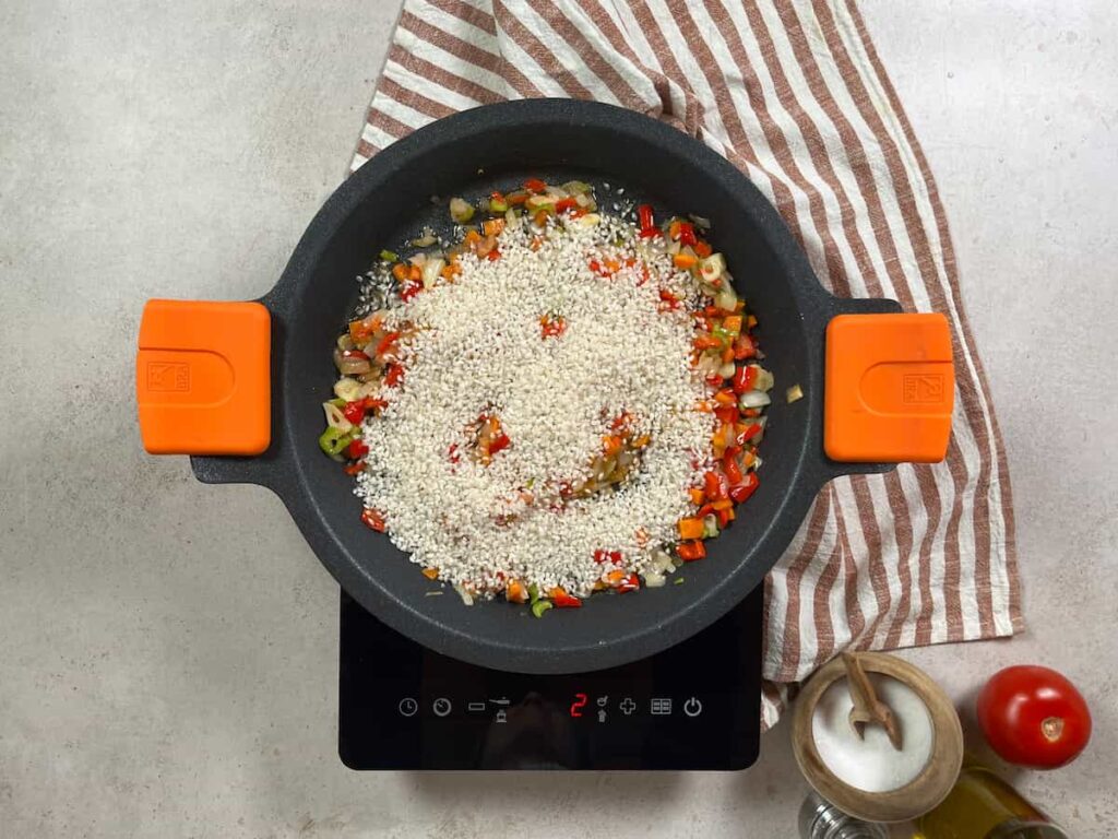 Añadir el arroz