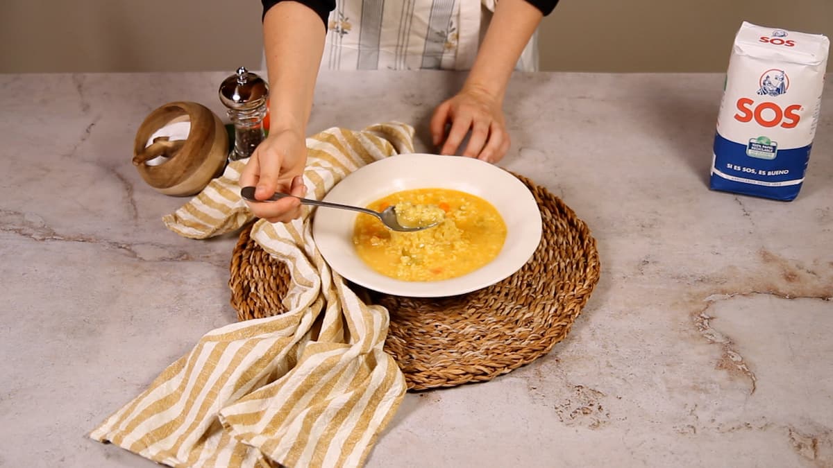 Receta de Arroz con Caldo: Delicioso plato paso a paso