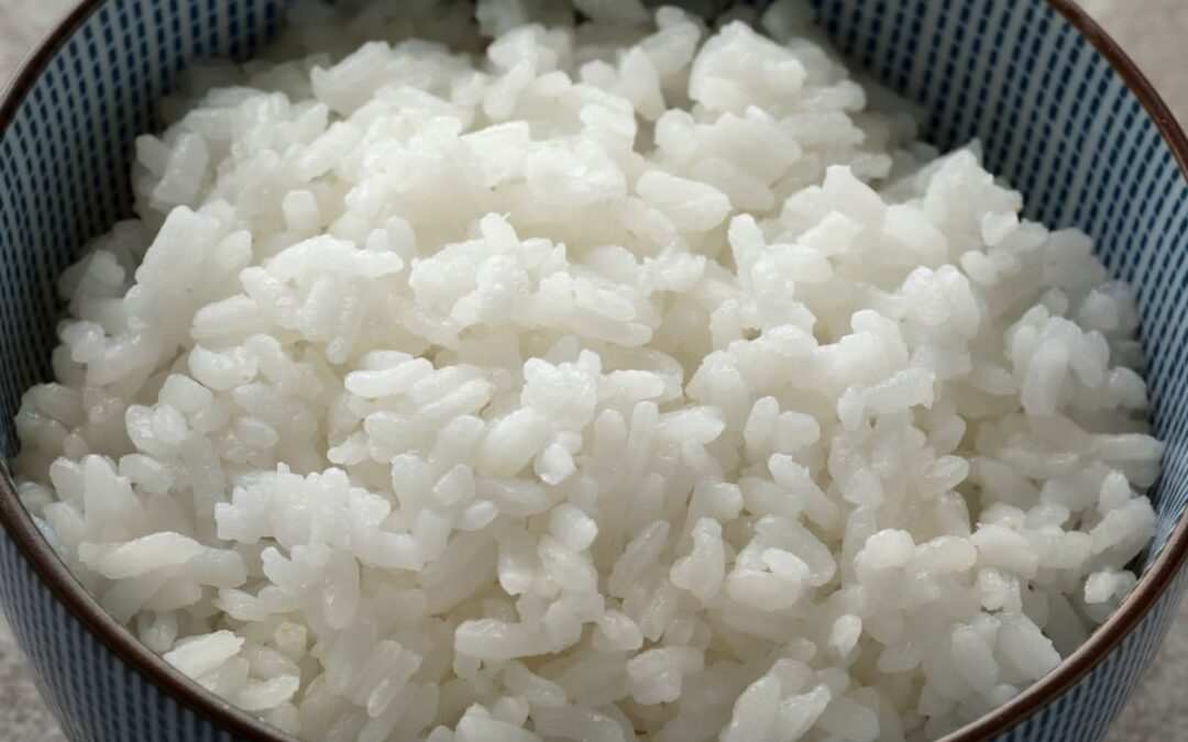 ¿El arroz se hace con agua fría o hervida? Descubre el método correcto