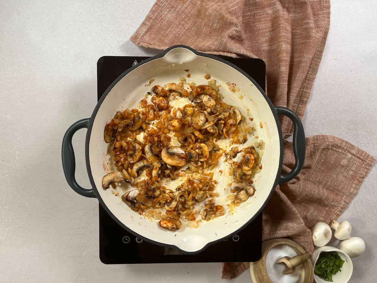 Deliciosa receta de quinoa con champiñones: ¡Sabores saludables en cada bocado!