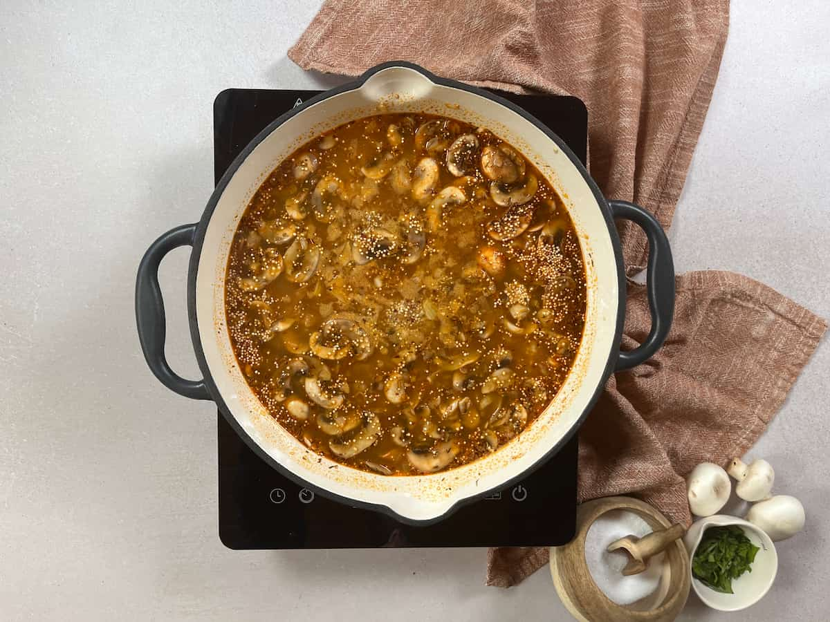 Deliciosa receta de quinoa con champiñones: ¡Sabores saludables en cada bocado!