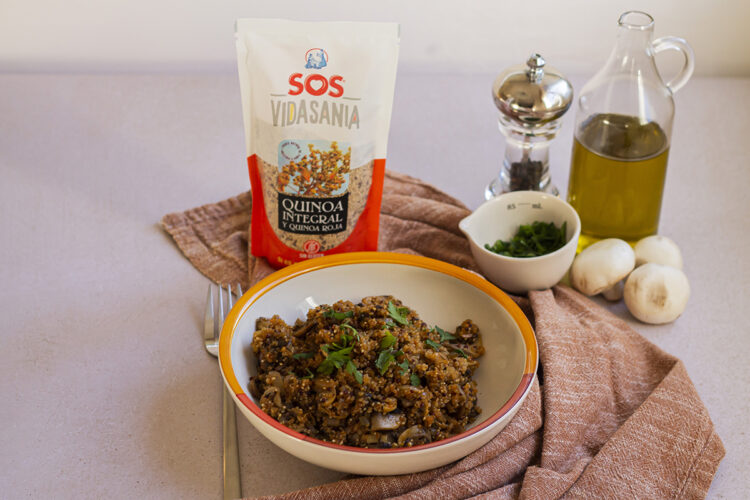 Foto de Deliciosa receta de quinoa con champiñones: ¡Sabores saludables en cada bocado!