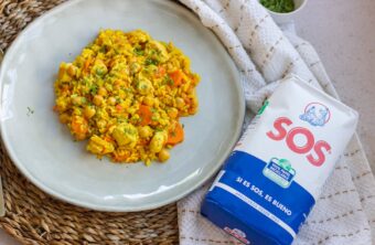 Arroz con pollo y garbanzos