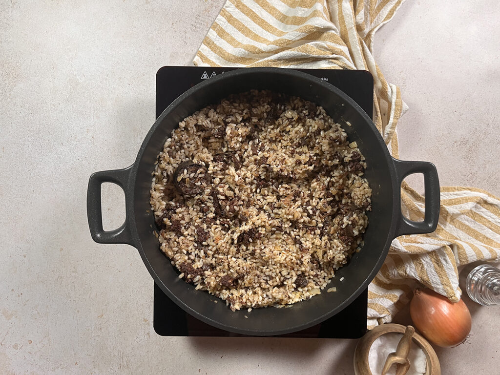 arroz cremoso con morcilla de burgos-plato final