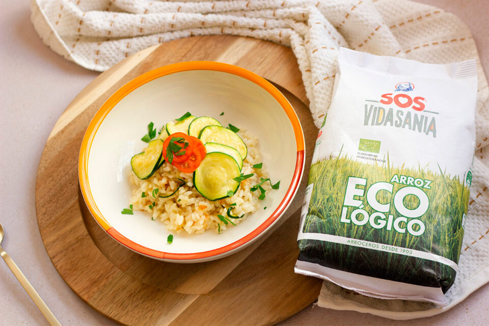 Arroz con calabacín delicioso y nutritivo