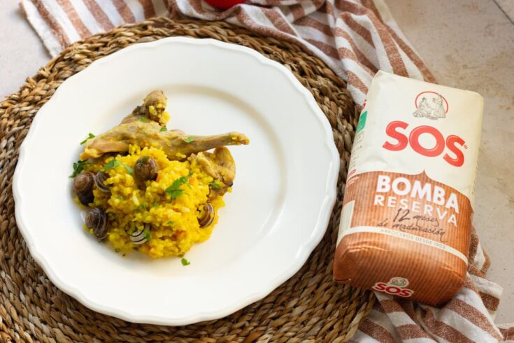 Arroz con conejo y caracoles