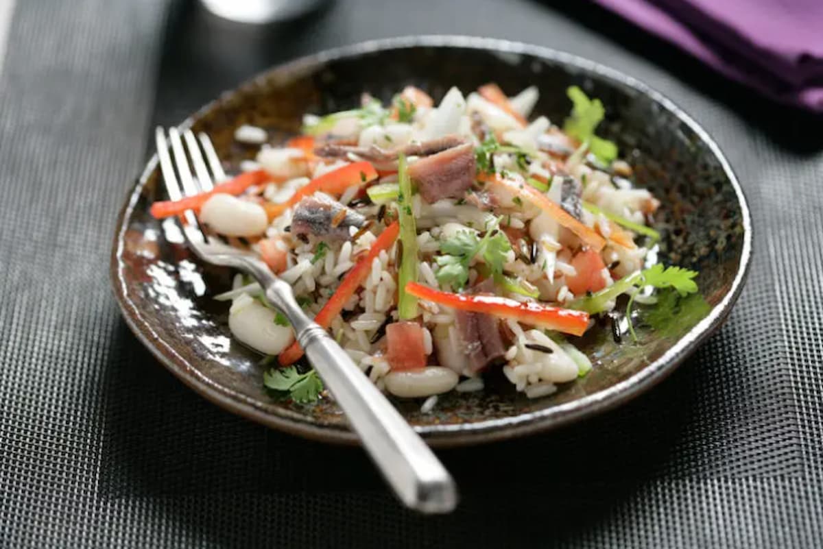 Recetas de Ensaladas con la Cantidad Justa de Arroz por Comensal