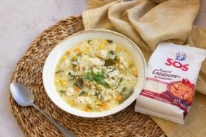 imagen receta Sopa de arroz con pollo: Una receta clásica y reconfortante