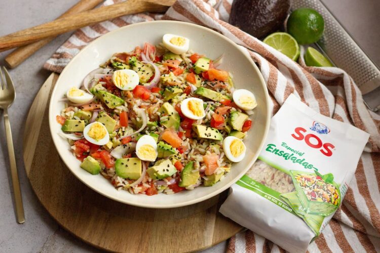 Foto de Ensalada de arroz con aguacate: una receta fresca y nutritiva