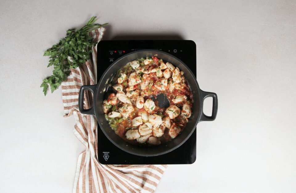 preparar el sofrito de esta elaboración