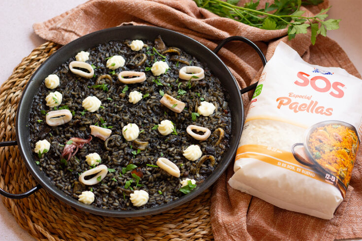 arroz negro con alioli