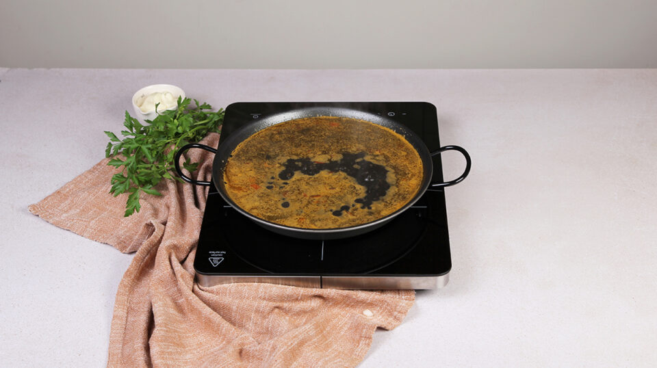 arroz negro con alioli