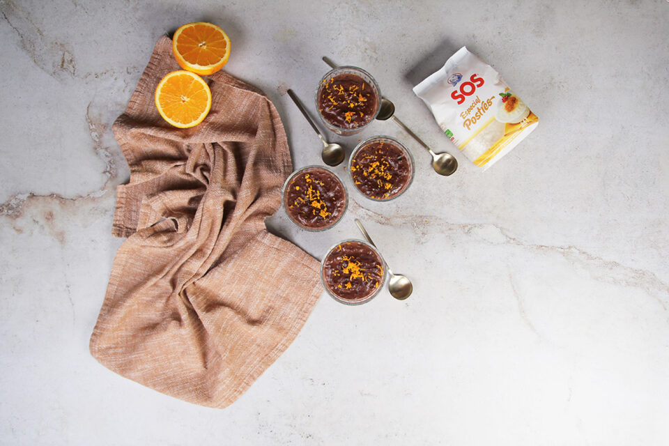 arroz con leche y chocolate servir