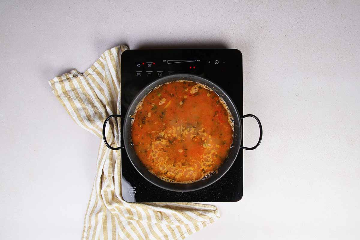 paso a paso arroz con carabineros arroz y caldo