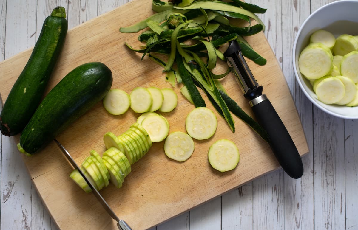 Cómo pelar el calabacín