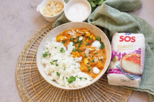 imagen receta Descubre el arroz con pollo tikka masala: receta auténtica y fácil