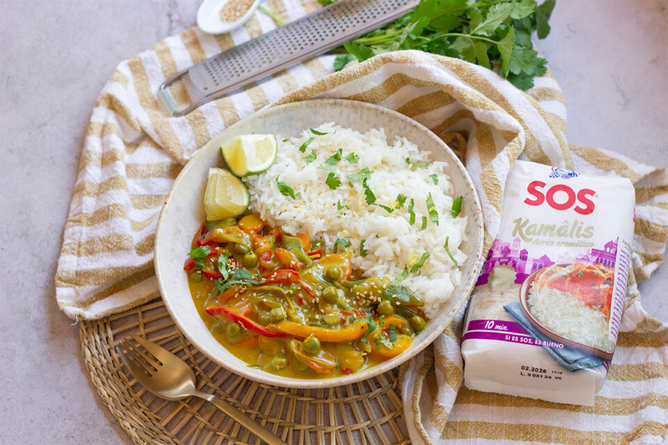 Curry de verduras delicioso y fácil de preparar