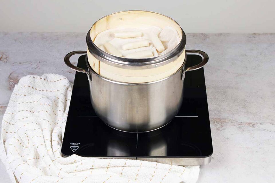 paso a paso pastel de arroz coreano vaporera