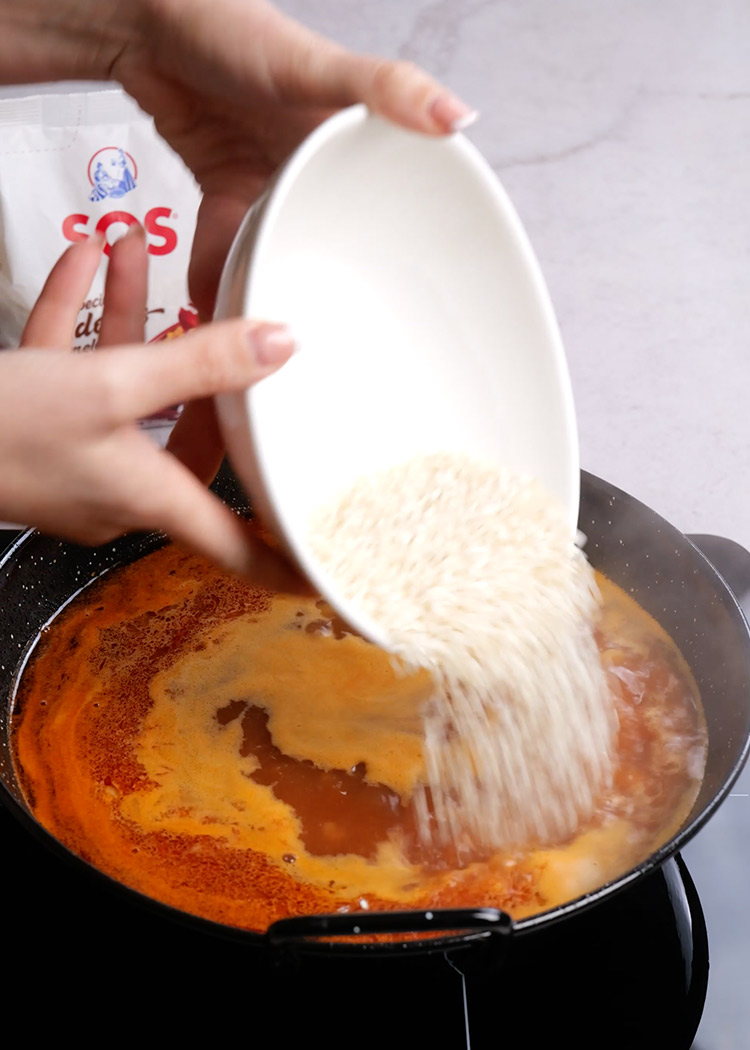 Incorporar arroz a arroz con naranja